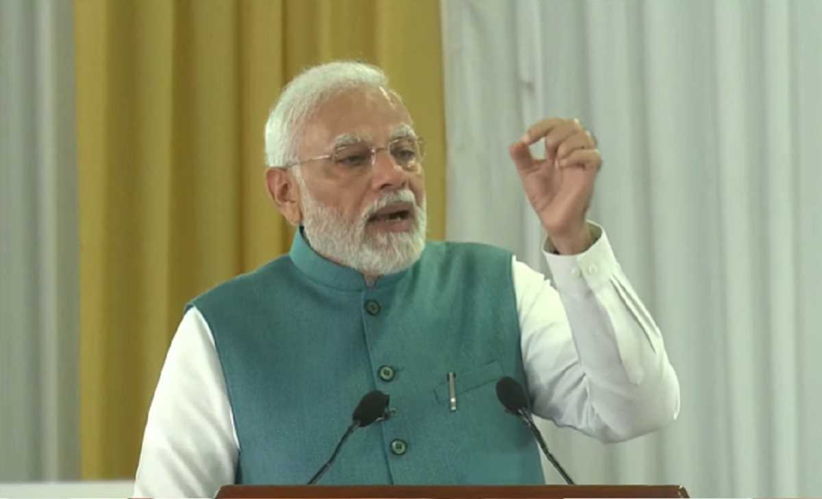 प्रधानमंत्री मोदी कॉमनवेल्थ गेम्स के पदकवीरों से की मुलाकात